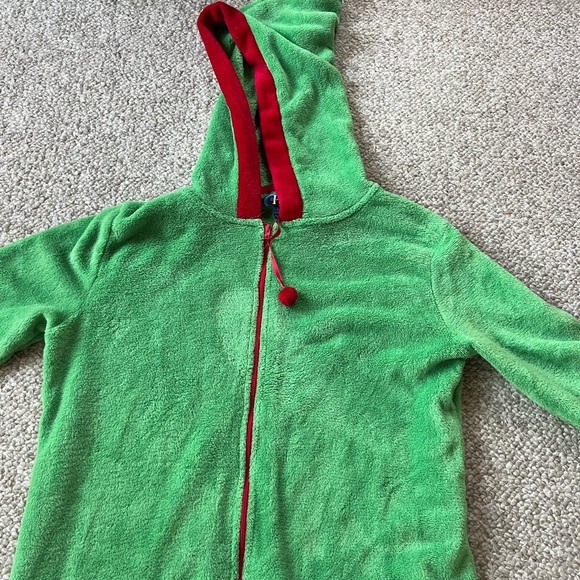 Women’s Large PJ Essentials Zippered Green Onesie With Hood Outlined In Red - Picture 3 of 8